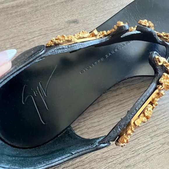 Rare Giuseppe Zanotti Gold Coral Sandals - Picture 4 of 5